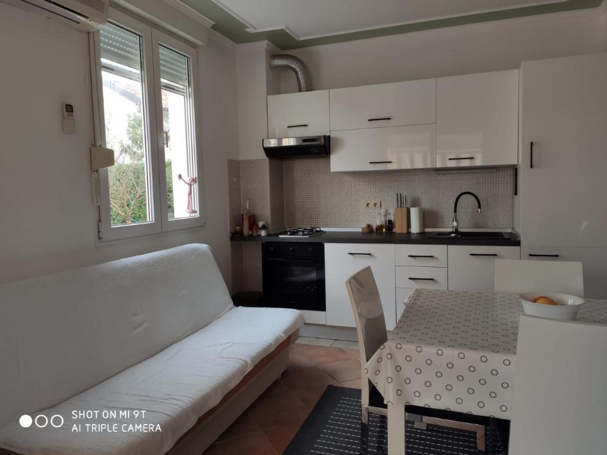 Apartment Svrco Zaboric Exteriör bild